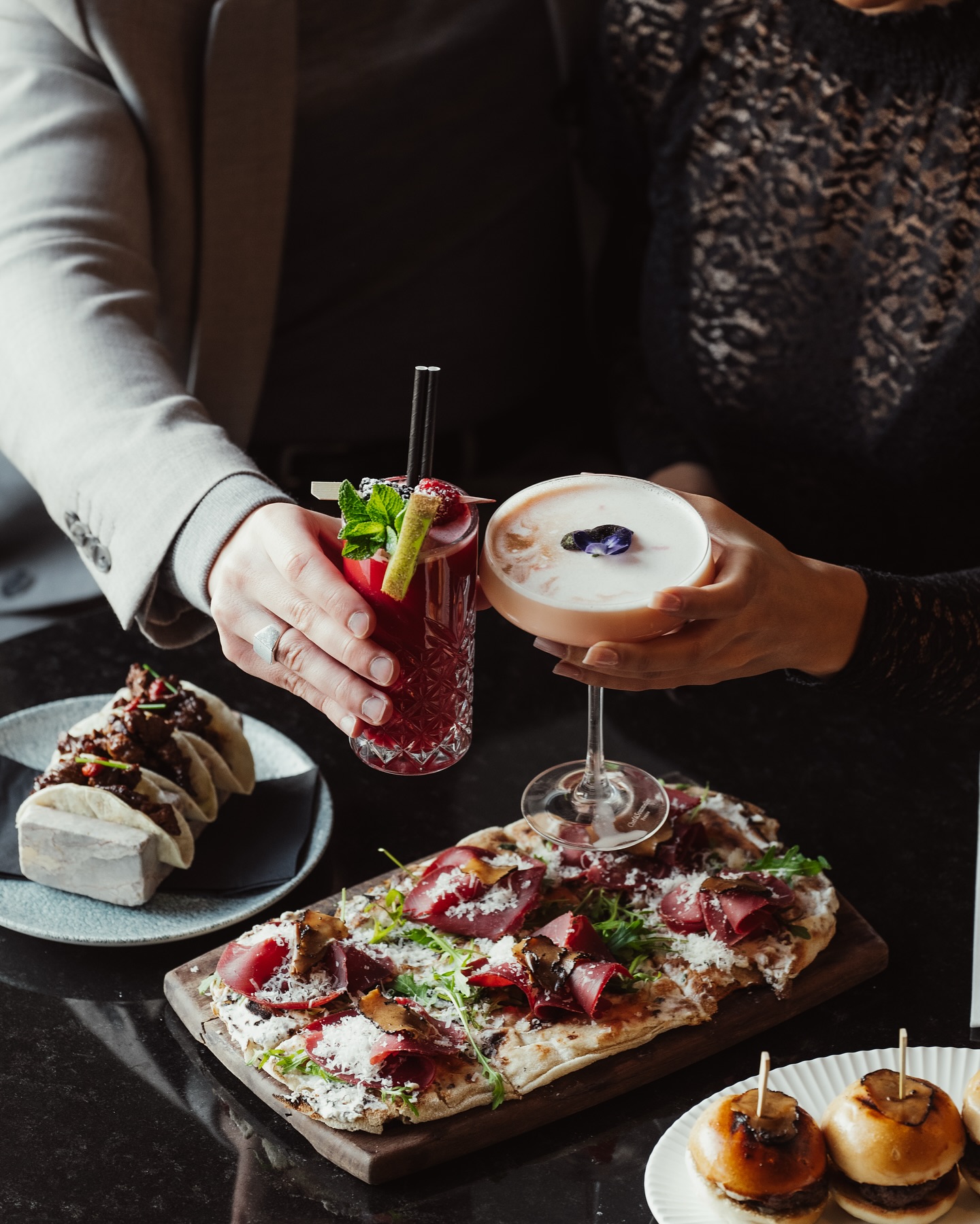 Table cocktails entrées